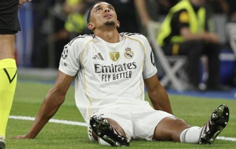 皇马27岁飞翼成玻璃人？加盟5个月2次重伤暴露致命隐患