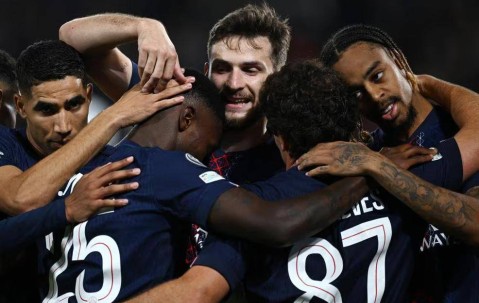 足坛悲喜一夜！国米7连胜终结，拜仁3-0豪取13连胜，大巴黎3-0，多特压哨绝杀