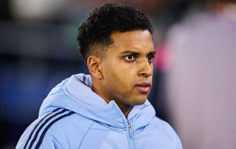 淘汰赛仅出场5分钟，皇马亿元先生遭阿隆索弃用，阿森纳报价9000万