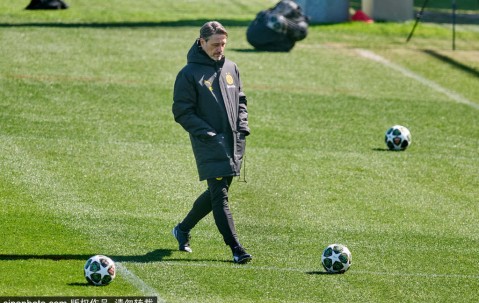 拜仁主帅科曼夺冠后只想好好睡一觉