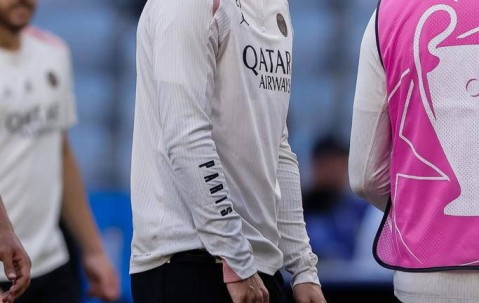 法甲变天！巴黎5-0横扫国米，历史性捧杯欧冠，1150万法国人见证奇迹！