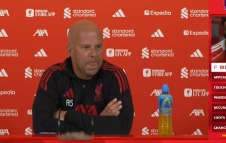 斯洛特谈基耶萨落选欧冠名单：他不满但是理解，这些天很努力训练