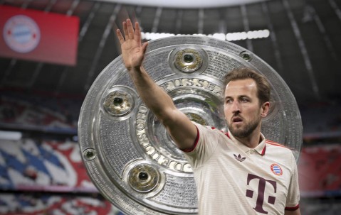 沙发上躺赢又如何？告别冠军绝缘体的凯恩，要开始收割荣誉了