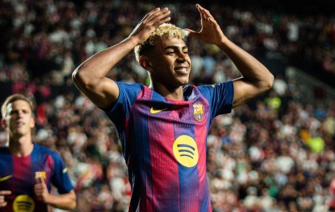 18岁亚马尔专访：梦想金球与10号责任，坦言新赛季目标超越去年18球25助