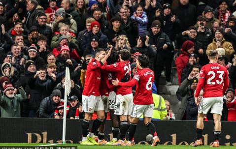 不容易！曼联多人缺战阿莫林无奈变阵 残血红魔胜纽卡