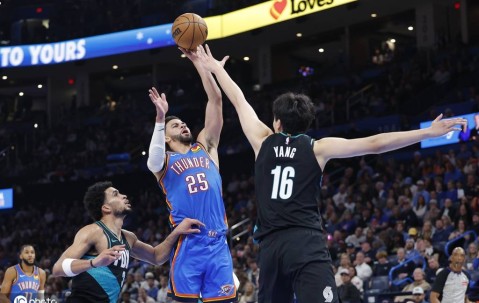 杨瀚森连续3场出战10分钟以上 比赛参与度仍有极大空间