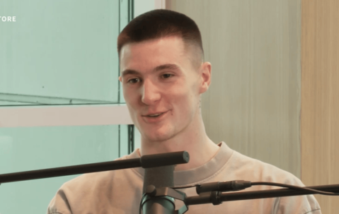 谢什科揭秘曼联一人帮助最大！卡里克点名三功臣，库尼亚恐失首发