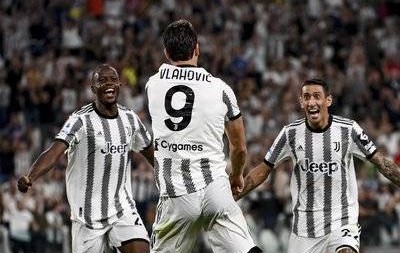 意甲巅峰对决：尤文图斯主场硬刚AC米兰，争冠格局或因此改写