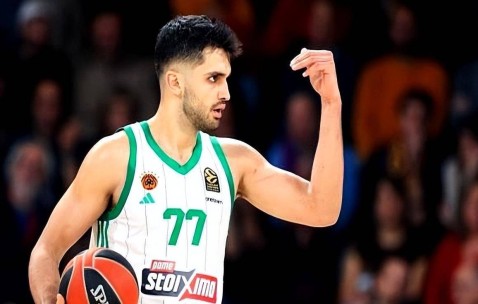 上场即降薪20%！尤尔特塞文沦为第三中锋，争二番位背水一战！