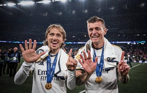 13年白衣夺6欧冠 莫德里奇世俱杯后离队 对阵皇社是魔笛告别战