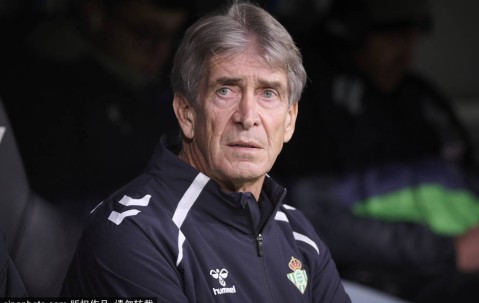 阿尔贝洛亚为维尼修斯背书：伯纳乌的嘘声终将被信任化解