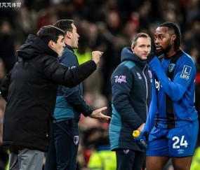 开抢！曼城提前起跑洽谈6500万边锋转会，瓜帅想用他配多库齐飞