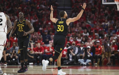 Shams：库里目前只能接受治疗 最早系列赛G6能回归