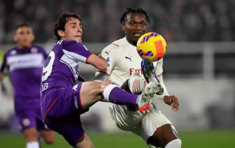 意甲保级续命战！佛罗伦萨主场死磕克雷莫纳，伤病潮下的攻防博弈