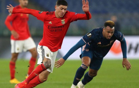 唐迪拉遭遇三连败且三场零封，本菲卡周中击败皇马气势如虹！