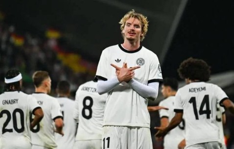 从怀疑到认可！5场比赛4球+队史第一人纪录，沃尔特马德靠实力证明自我