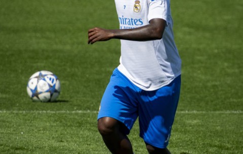 皇马德比惨败后，三大球员发声道歉，欧冠能否救赎？