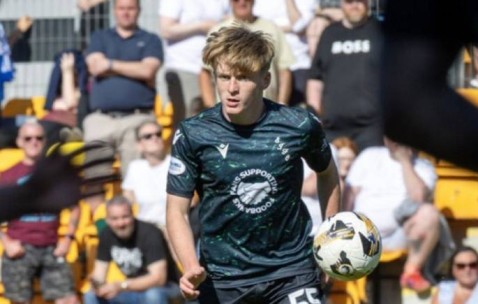 官方：圣约翰斯通宣布16岁小将卡伦-哈米尔转会加盟阿森纳