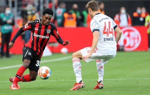 德甲争冠焦点战！勒沃库森主场对决科隆，冲击榜首 VS 稳固中游