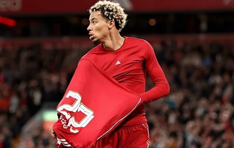 双锋难题or甜蜜烦恼？埃基蒂克喊话斯洛特，期待与伊萨克并肩作战