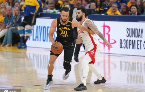 库里29分范乔丹29+8+8 火箭再胜勇士总比分3-3