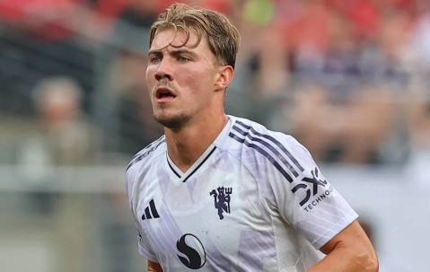 曼联欲半价抛售霍伊伦德，莱比锡射手成为头号替代者