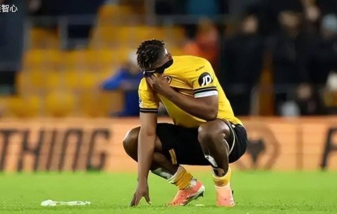 0-1诺丁汉＋联赛7连败＋各项赛事8连败＋今晚爆冷曼联拿首胜？