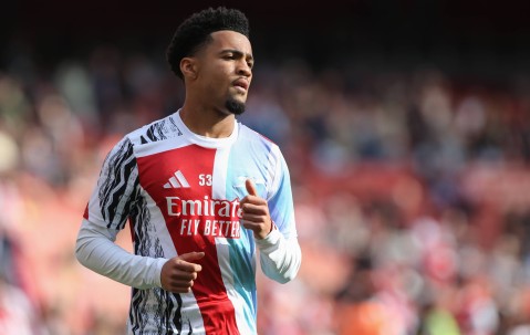 记者：在接下来几天里，阿森纳有信心与恩瓦内里续签一份长期合同