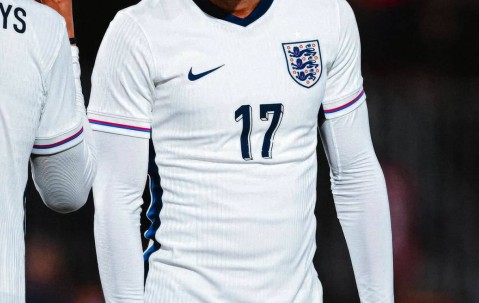 英超夏窗风暴：1.18亿镑终极报价、师徒连环劫与天才兄弟的德甲之路