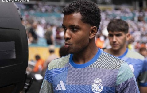 芬威体育挖到矿了？1.2亿求购射手后，利物浦又1亿报价皇马边锋