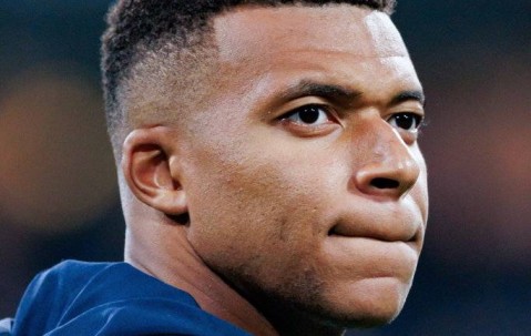 西甲彻查维尼修斯遭种族歧视事件，足球世界的阴霾何时散去？