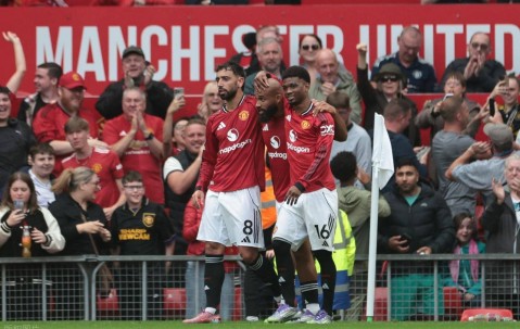 英超联赛曼联憾平伯恩茅斯，放大10倍后看细节，原因清晰可见