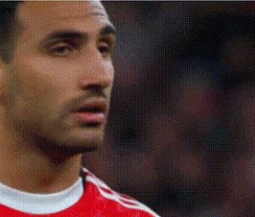 62岁穆帅绝望：斩4连胜+开季15轮一场没输 蓦然回首发现差榜首8分