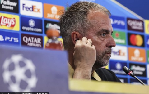 哈斯尼·弗利克怒火中烧：巴萨训练迟到风波影响半决赛？