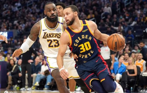 曝勇士多次联系湖人 想引进詹姆斯联手库里