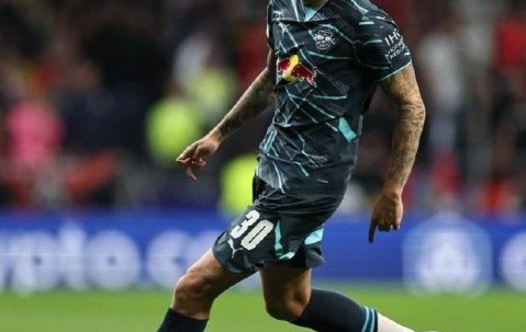 要价太高导致纽卡萌生退意：曼联后发制人买塞斯科，这价格值么