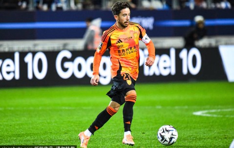 西甲激战：姆巴佩双响炮，皇马4-0大胜瓦伦西亚，距离巴萨更进一步！