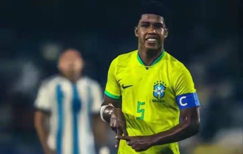 3分差+6套防线！阿森纳隐患炸了，维拉零容错，曼城1人撑41球？