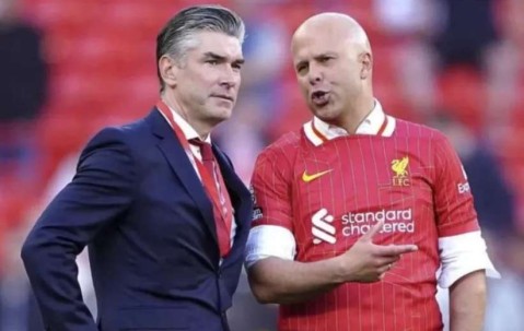 1.7亿欧天价！利物浦疯了？夏窗第4签恐引爆足坛，纽卡忍痛割爱