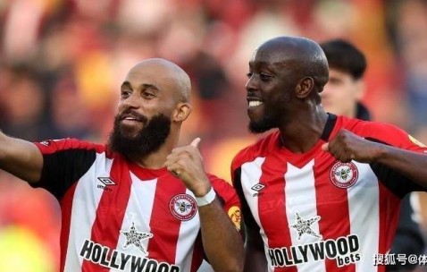 黑锋双煞解体！姆贝乌莫800万镑年薪入豪门，维萨罢训离队能理解