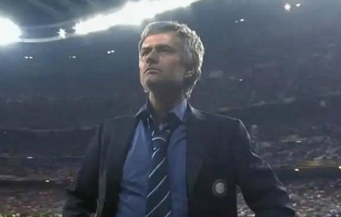 荣耀归来：15年前狂人穆里尼奥如何引领国际米兰实现不可能的奇迹