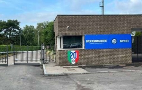 米体：国米全队今日集结训练，周二启程前往阿姆斯特丹备战欧冠