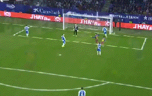 2-0，巴萨完胜西甲第5，8连胜+领先皇马7分，奥尔莫飙无敌世界波