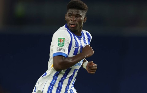 曼联错失8000万英镑节约，卡洛斯·巴莱巴转会风云再起