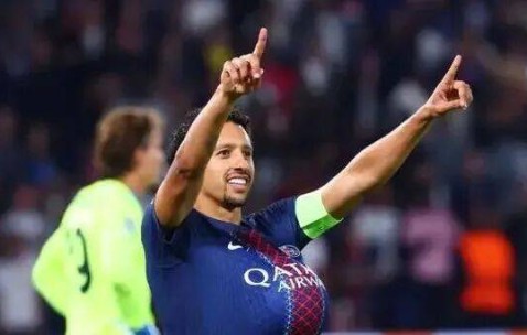 欧冠一场4:0启动了一个新的课题——欧洲足球史上，至今还没出现过卫冕三冠王的球队