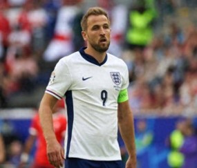 凯恩领跑2026金球奖！38岁梅西重返第9，18岁天才杀进前四