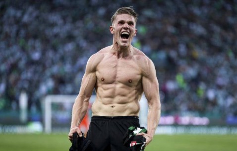 极限选择！阿森纳在中锋引援上进入“角力”阶段，究竟该锁定哪位球员？