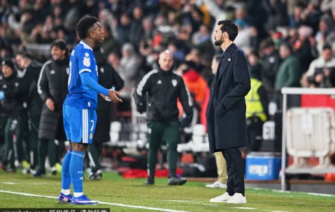 西甲欧战席位争夺战！西班牙人主场迎战塞尔塔 两队状态低迷谁能打破困局？