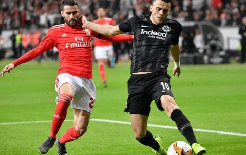 德甲焦点战：弗赖堡主场冲欧冠，法兰克福客场捍卫名次