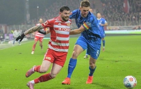 2-1大冷门，德甲第18掀翻德甲第8，5分钟连扳2球+95分钟绝杀